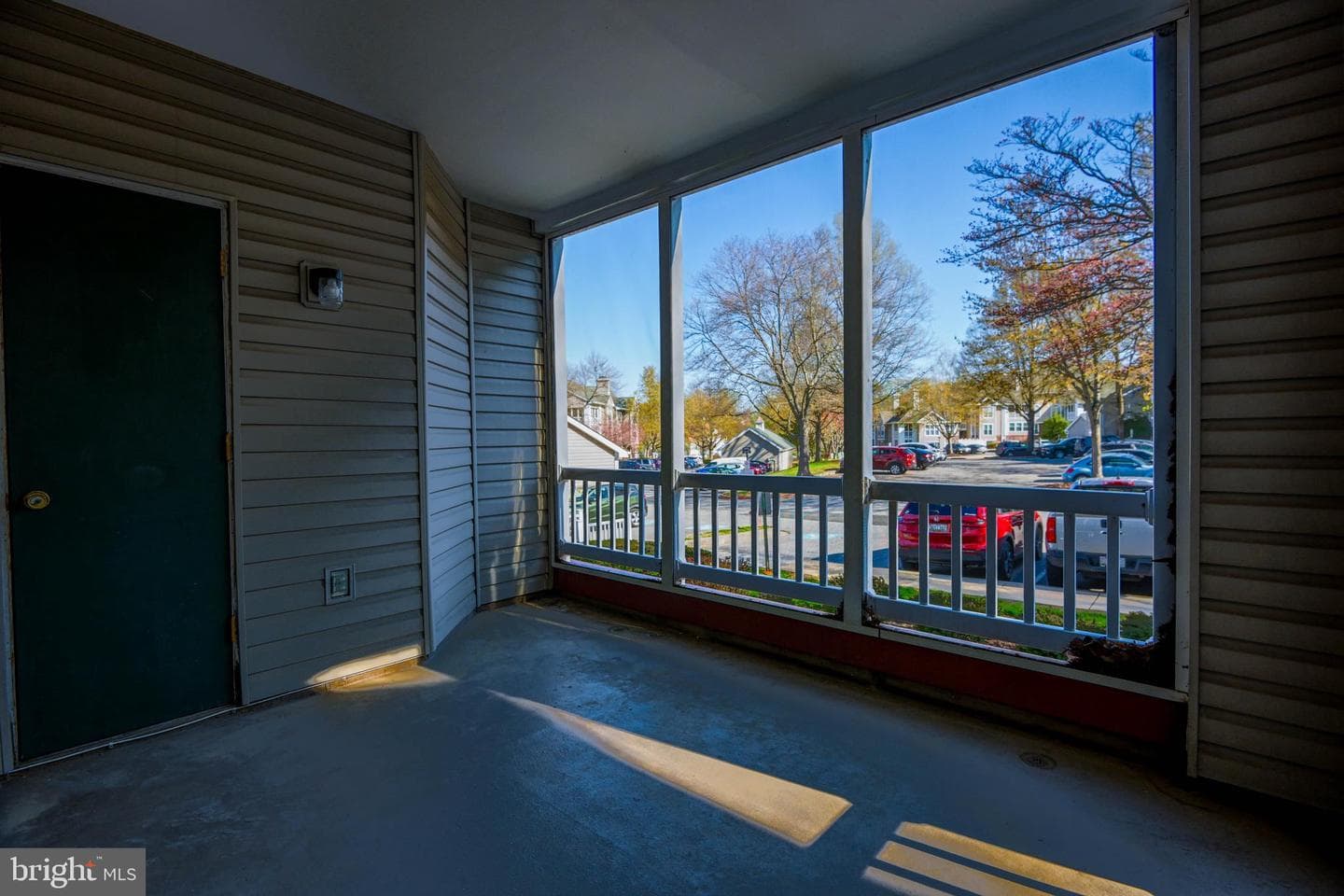 606 Squire Lane #606-G photo 25