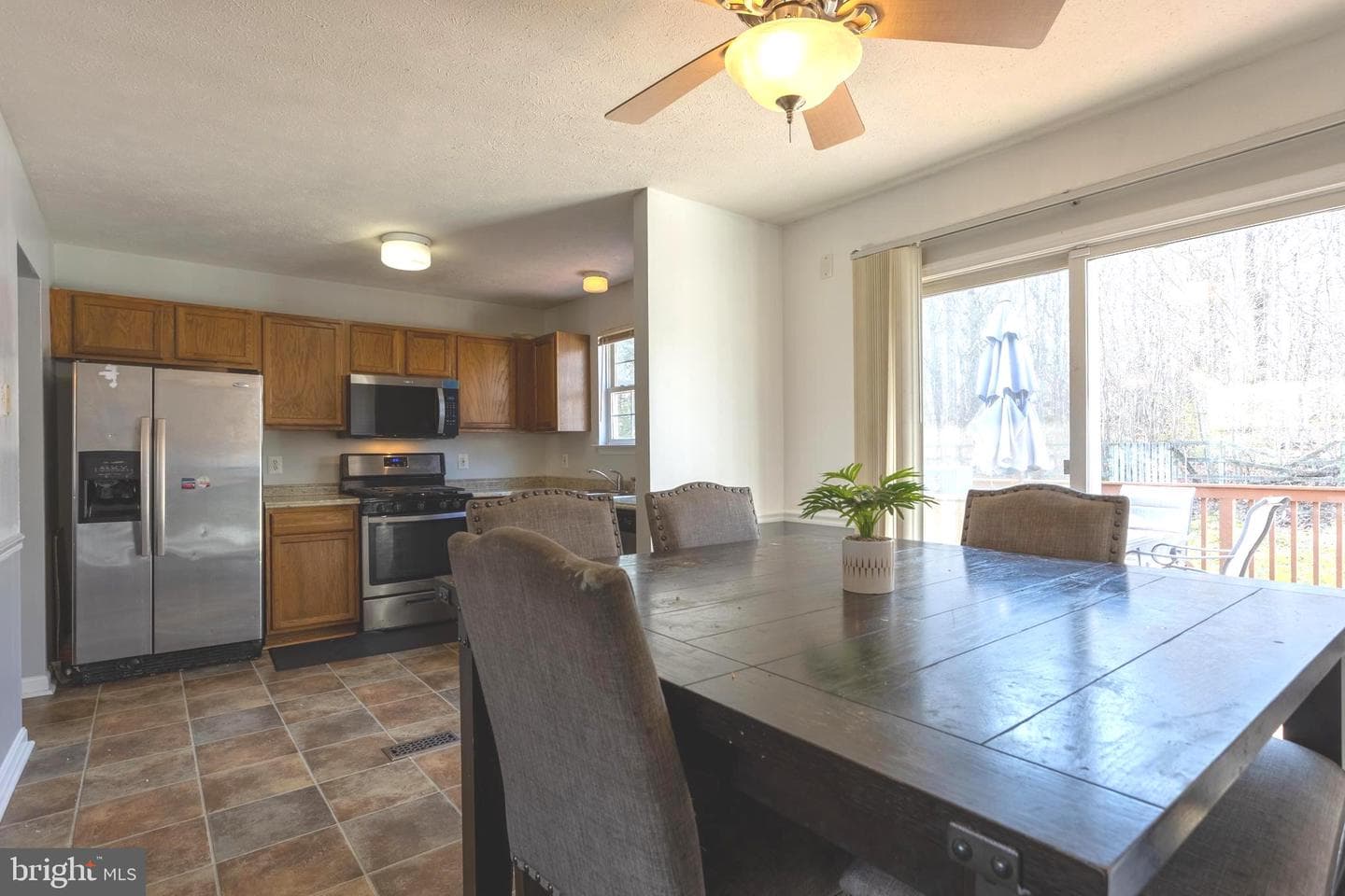 1113 Walnut Hill Court photo 9