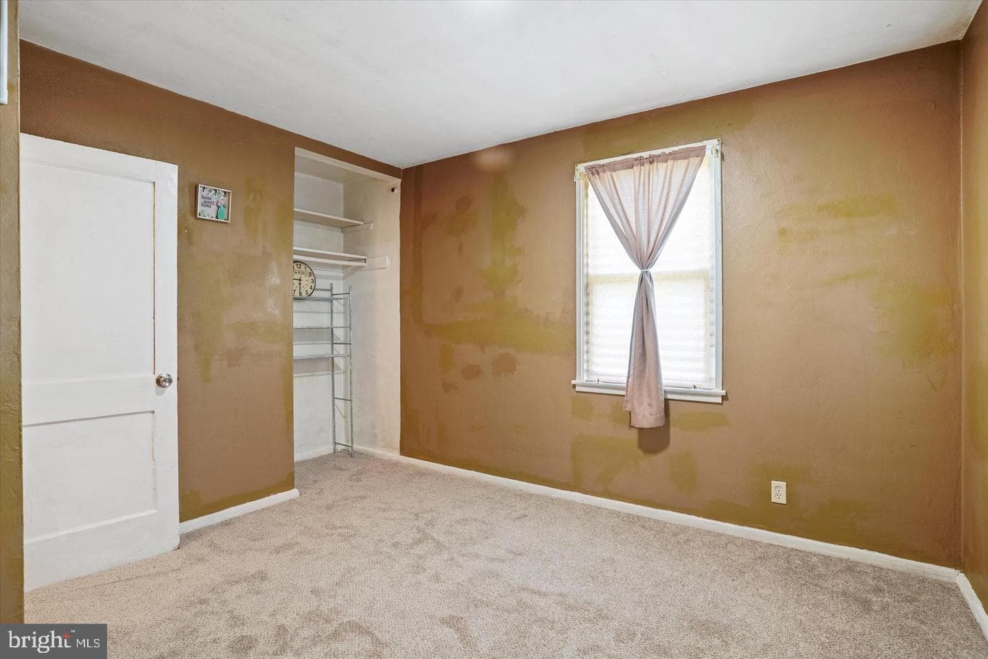 2 Aberdeen Avenue photo 15