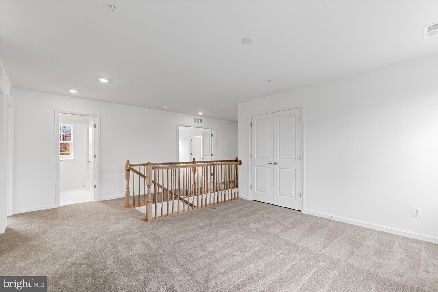 2115 Nuttal Avenue photo 7