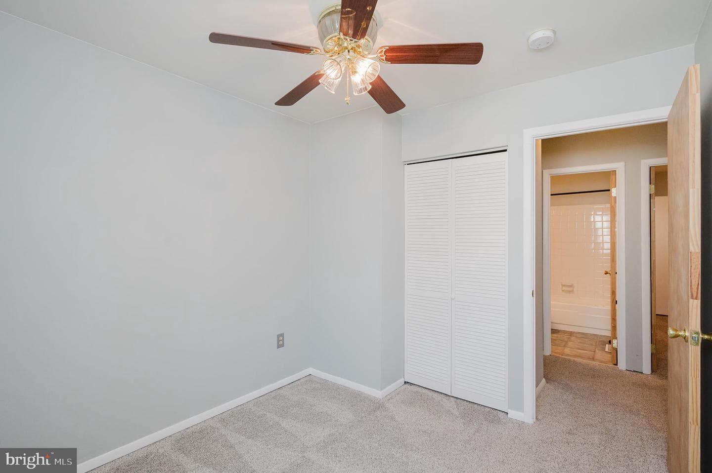 406 Laburnum Road photo 32