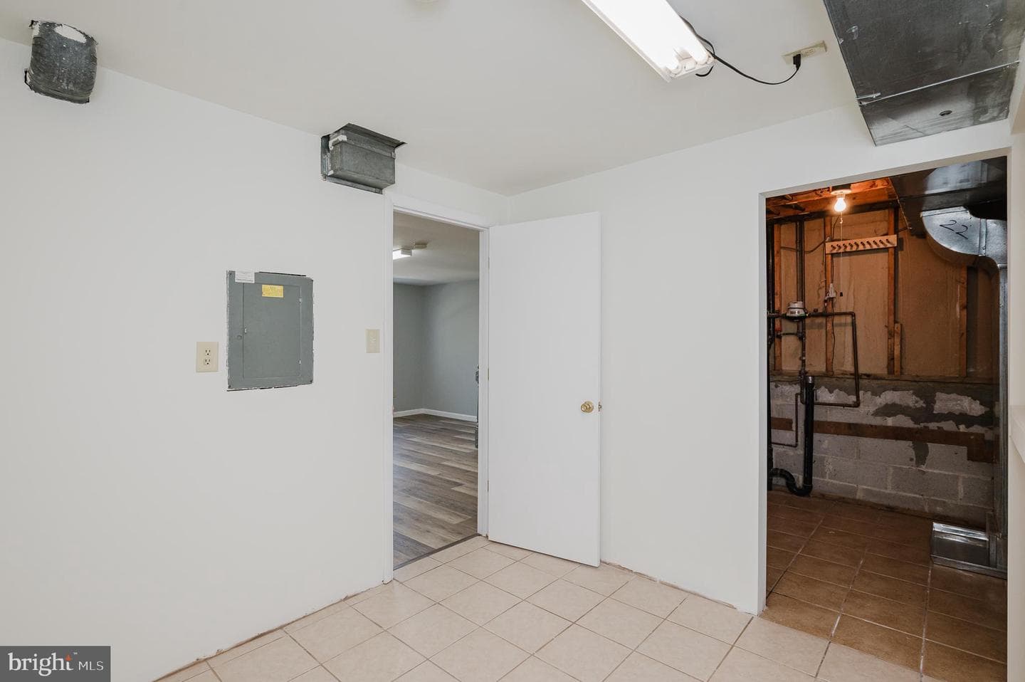 406 Laburnum Road photo 46