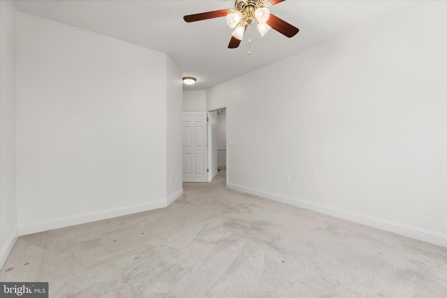 311 Tiree Court #202 photo 31