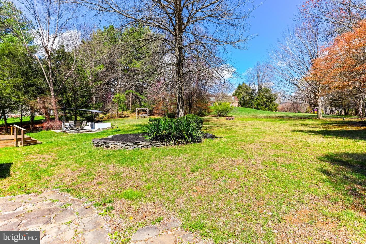 2847 Moores Road photo 58