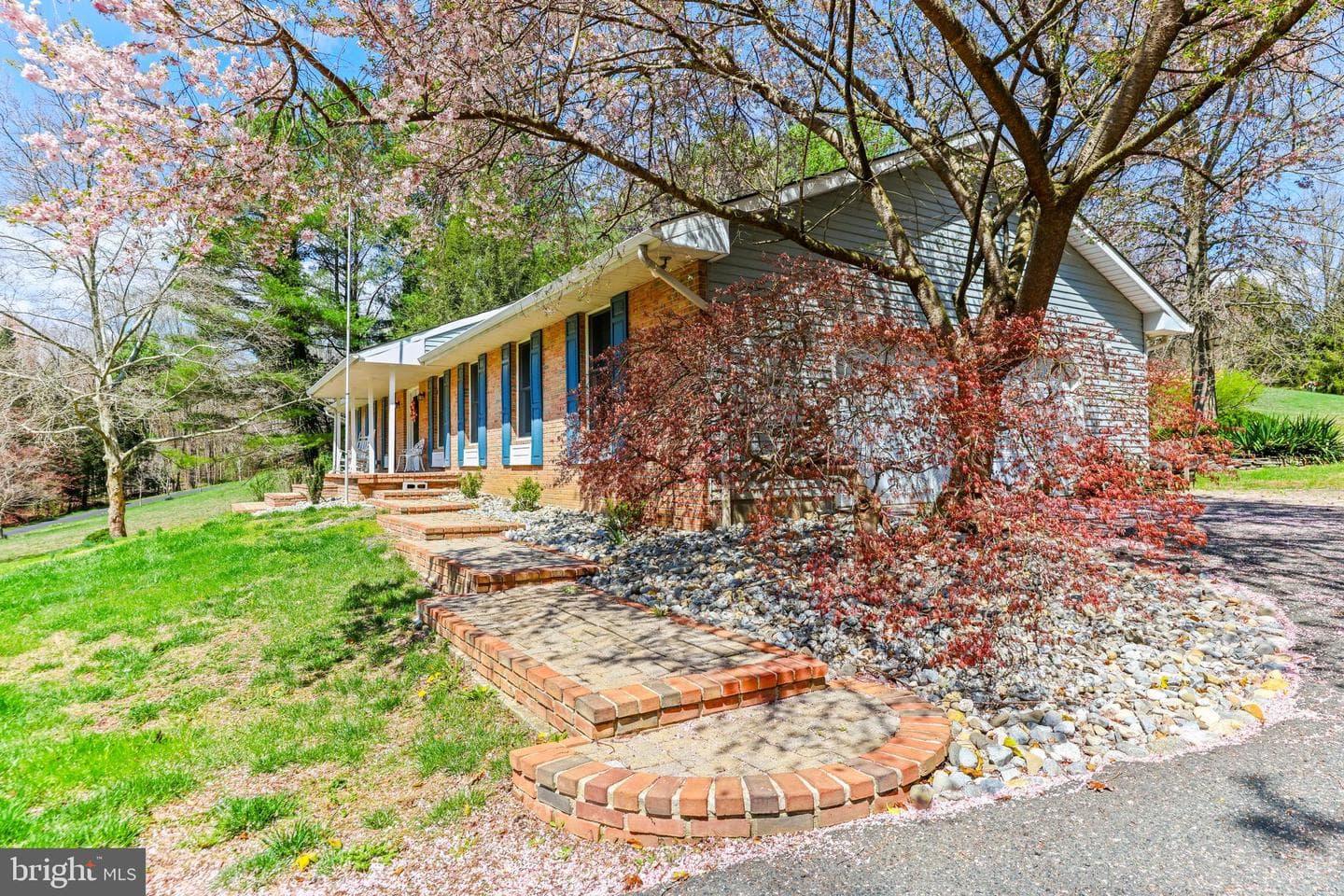 2847 Moores Road photo 6