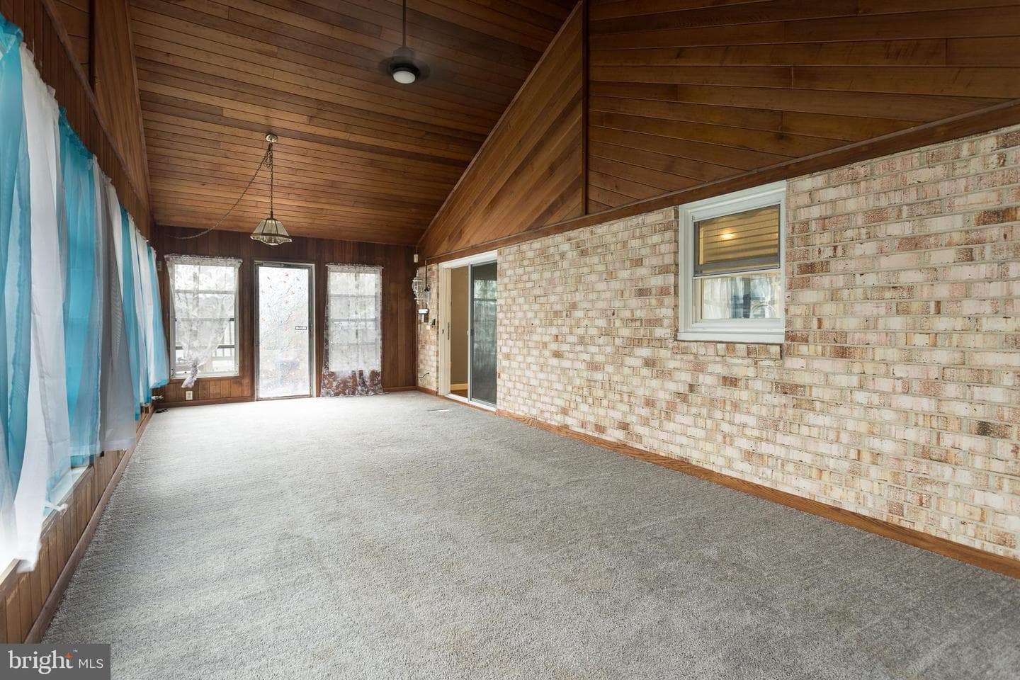 112 Shell Cove Ct photo 9