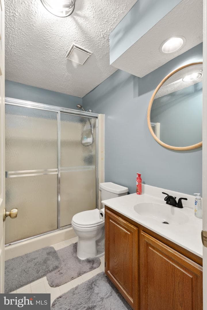 2202 N Tollgate Circle photo 19