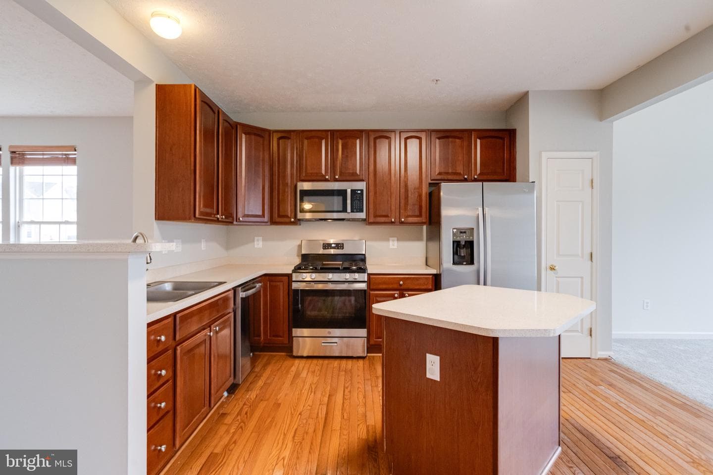 4913 Paper Bark Road photo 11