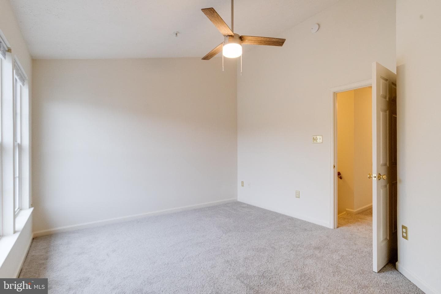 4913 Paper Bark Road photo 28