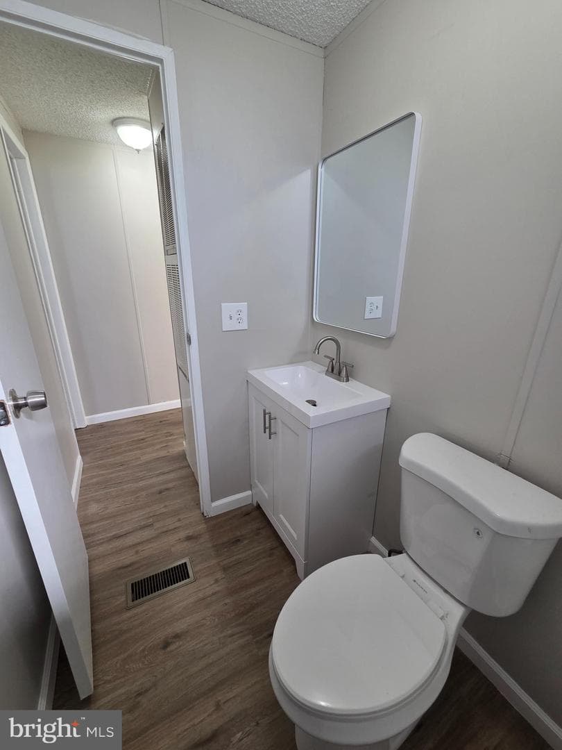 245 Golf Drive photo 23