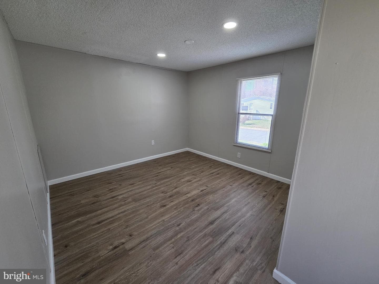 245 Golf Drive photo 24