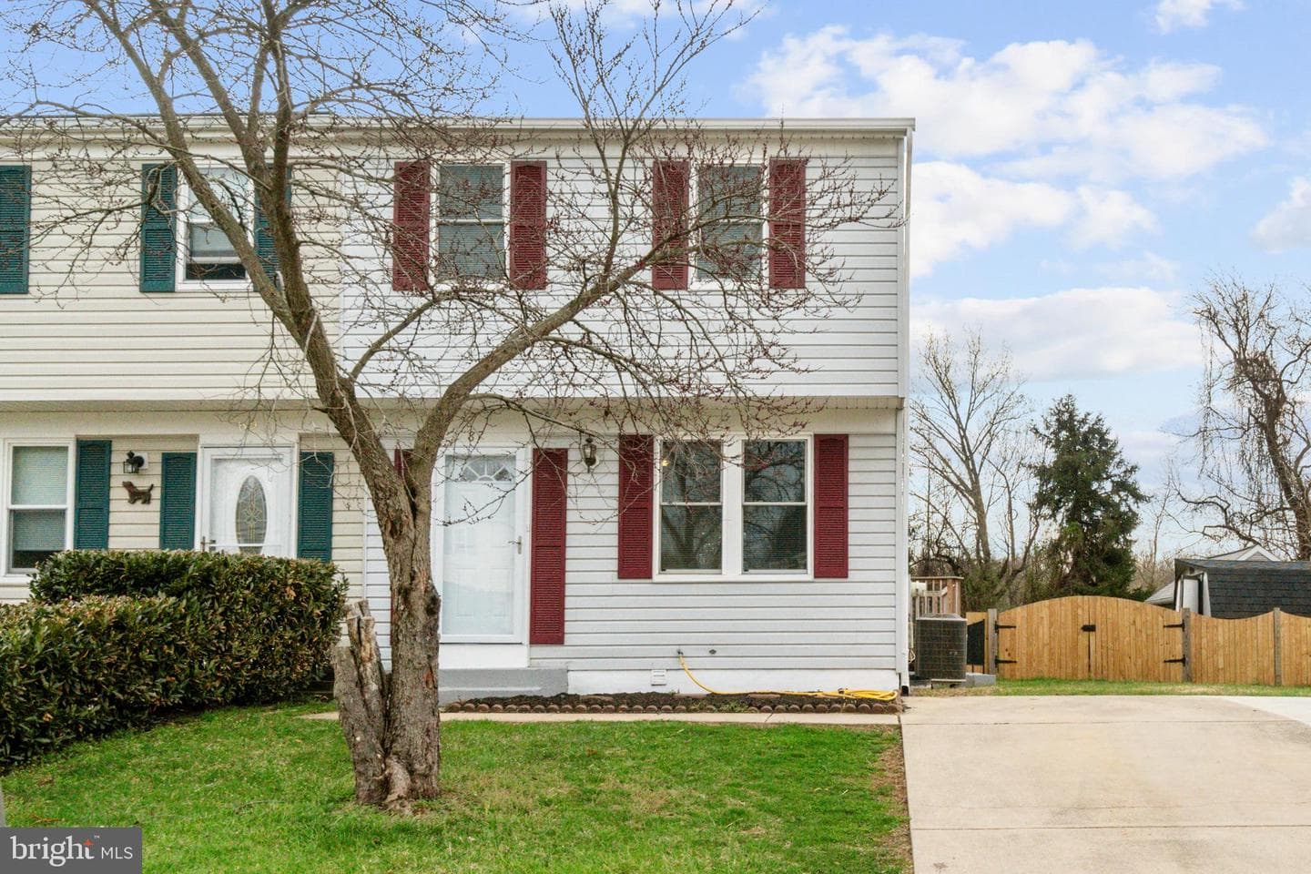 87 Haverhill Road photo 3