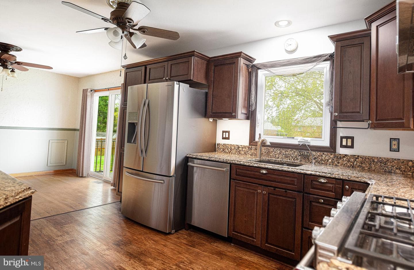 405 Harrington Road photo 19