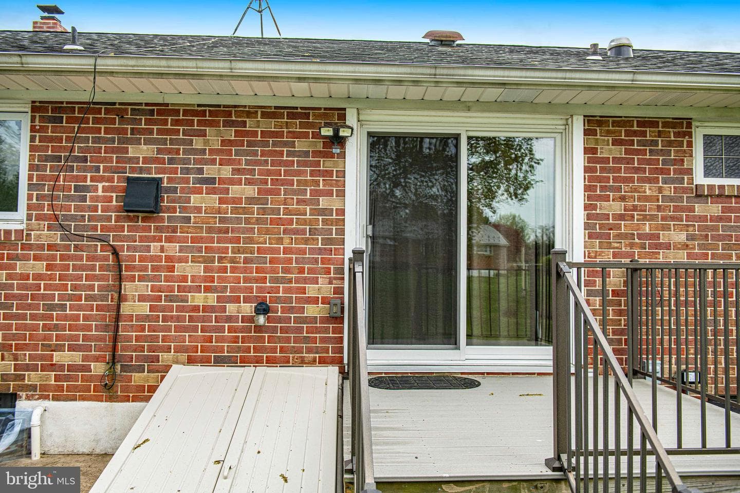 405 Harrington Road photo 22