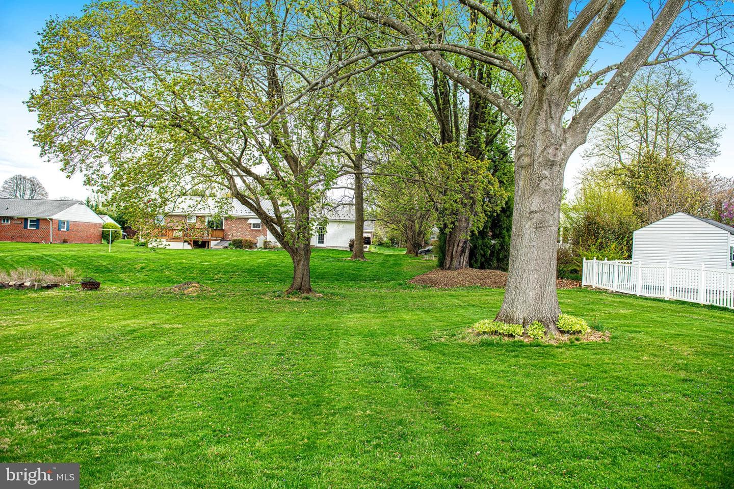 405 Harrington Road photo 34