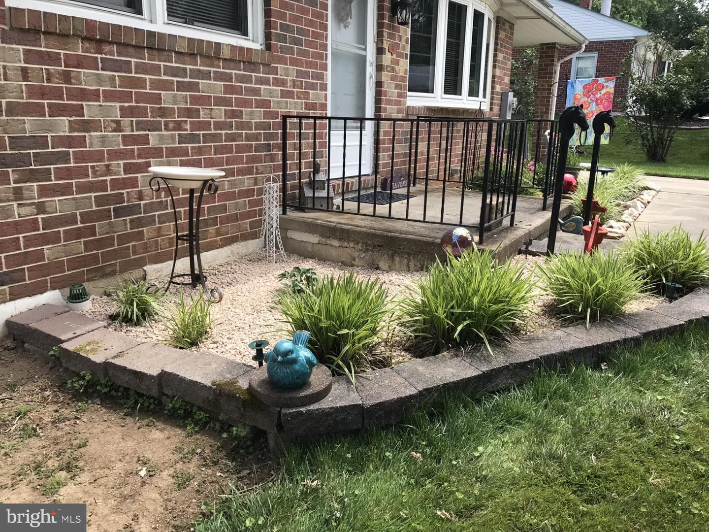405 Harrington Road photo 8