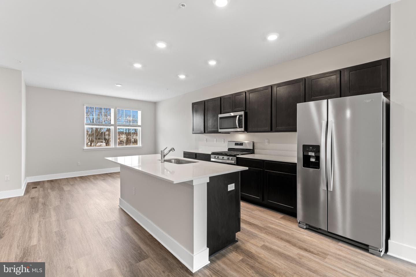 364 Hackley Drive photo 13