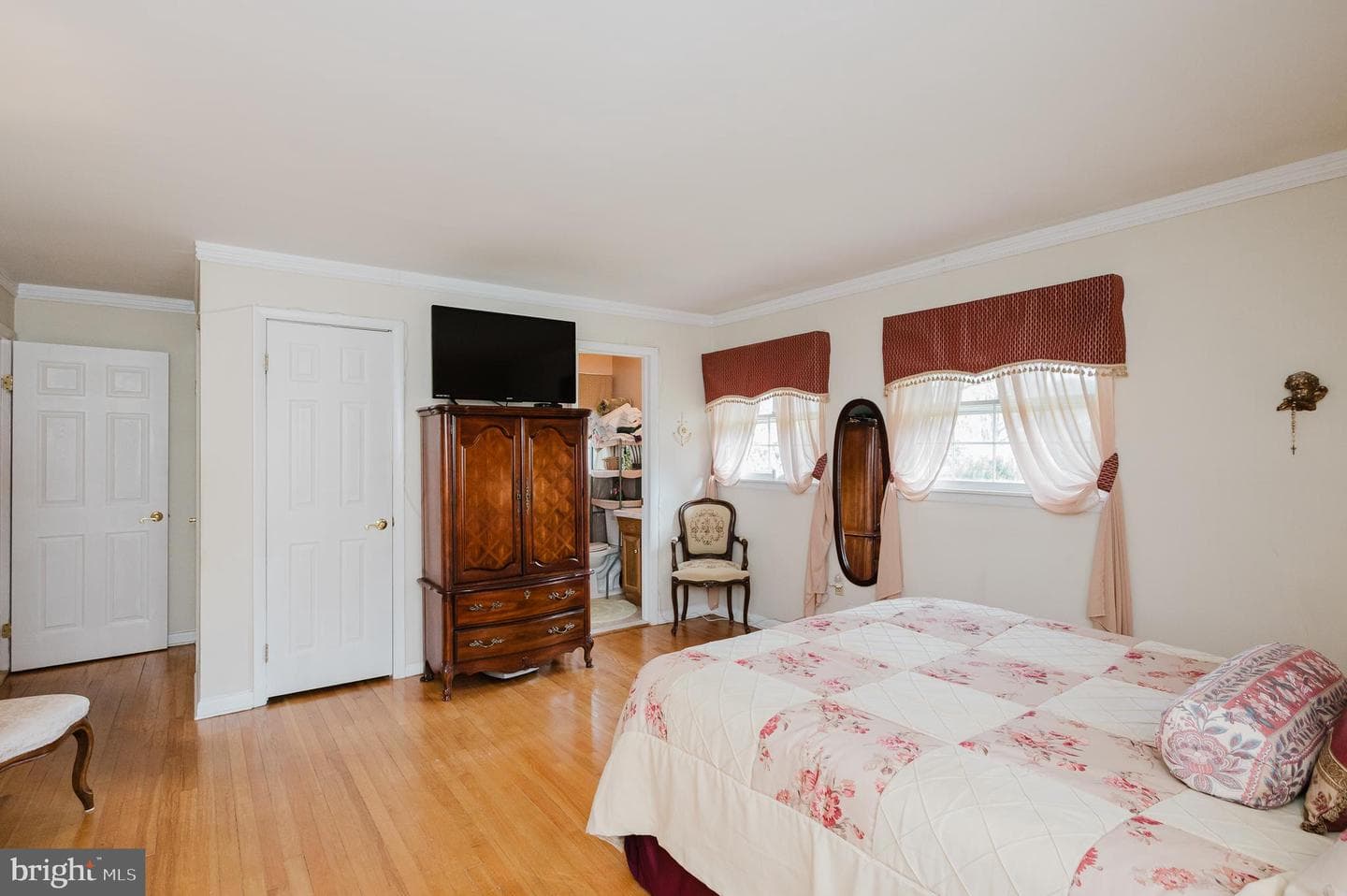 823 Petem Road photo 19