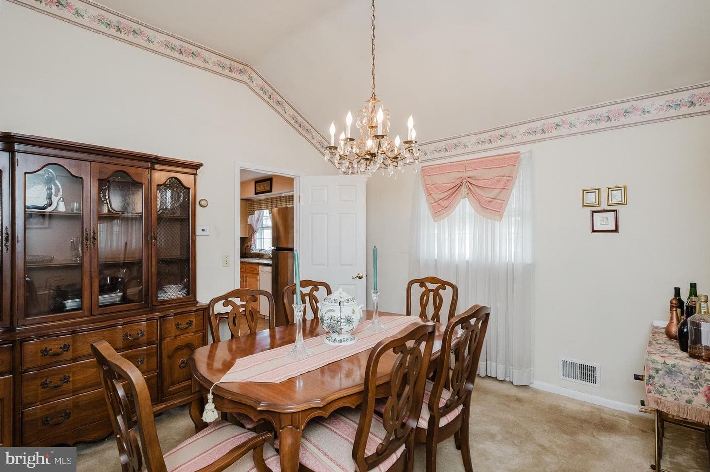 823 Petem Road photo 9