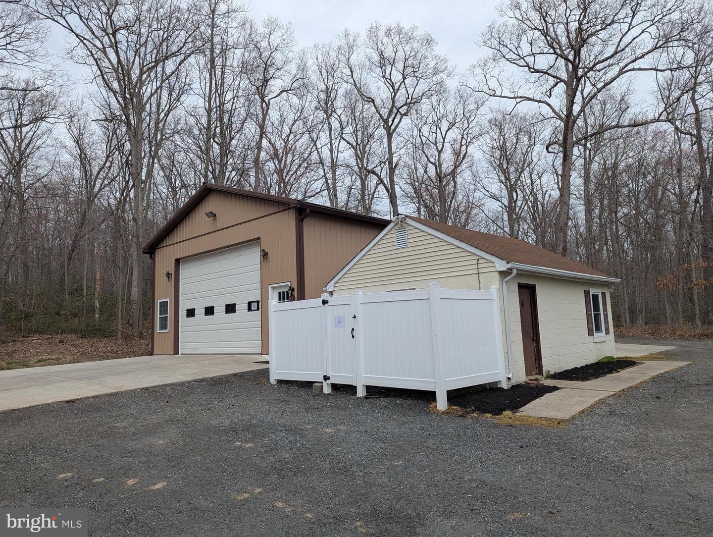 3729 Abingdon Beach Road photo 13