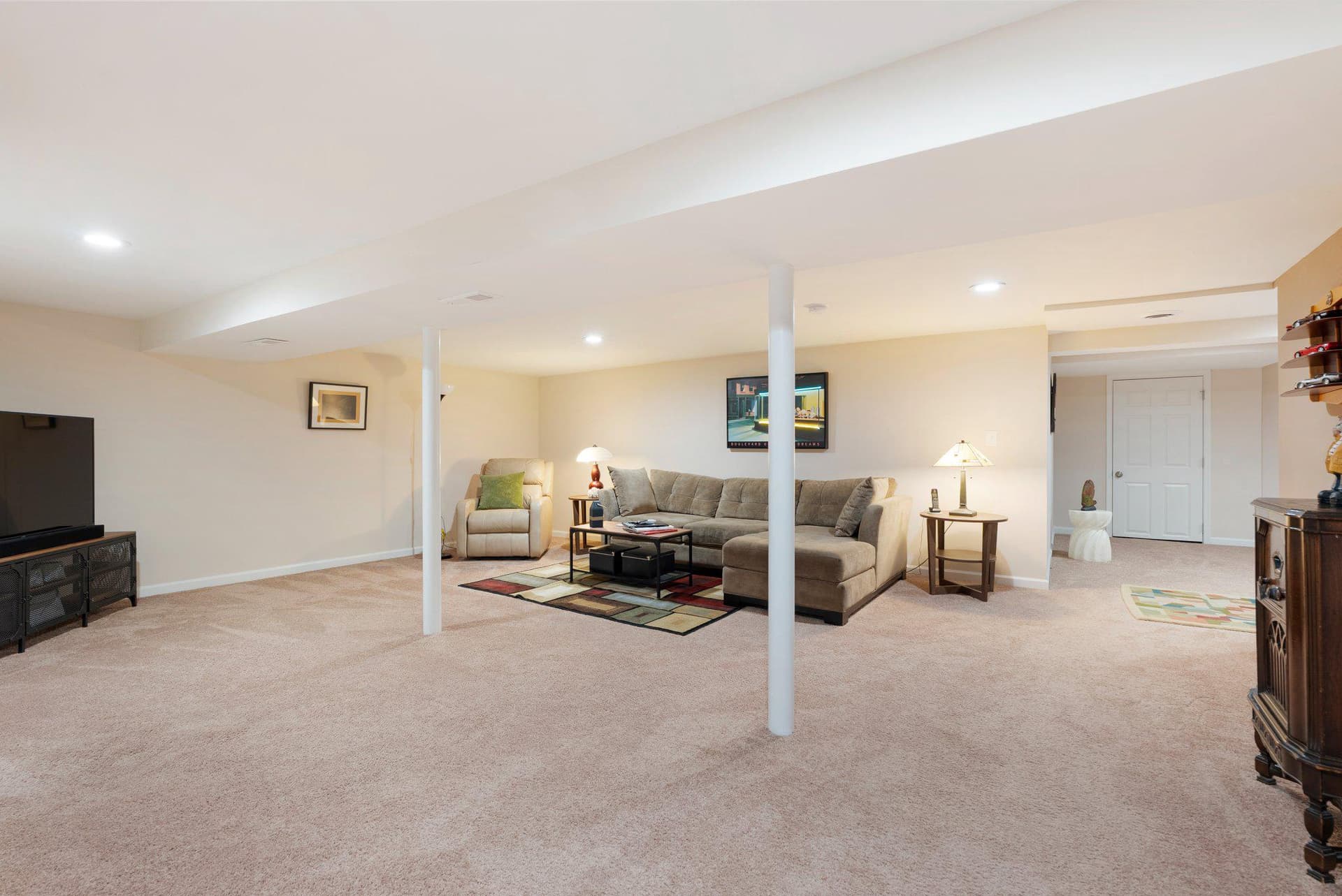 205 Marshall Drive photo 27