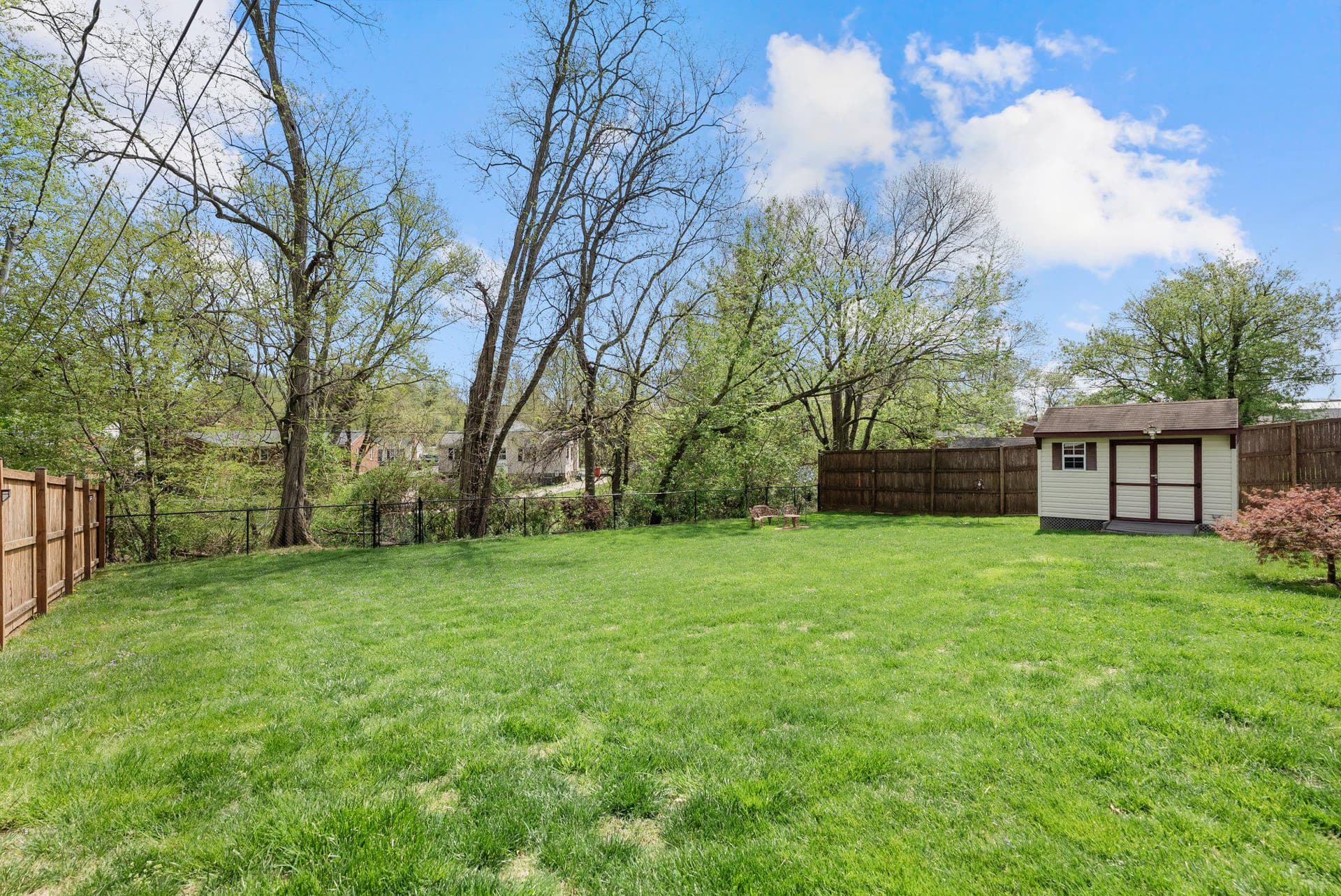 205 Marshall Drive photo 35