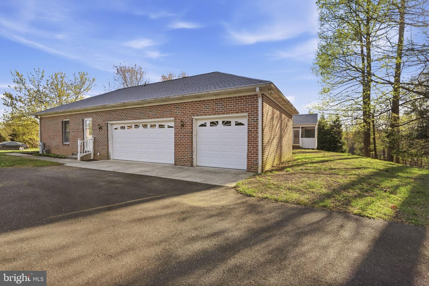 904 Sidehill Drive photo 40