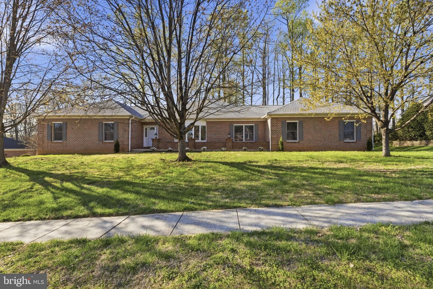 904 Sidehill Drive photo 44
