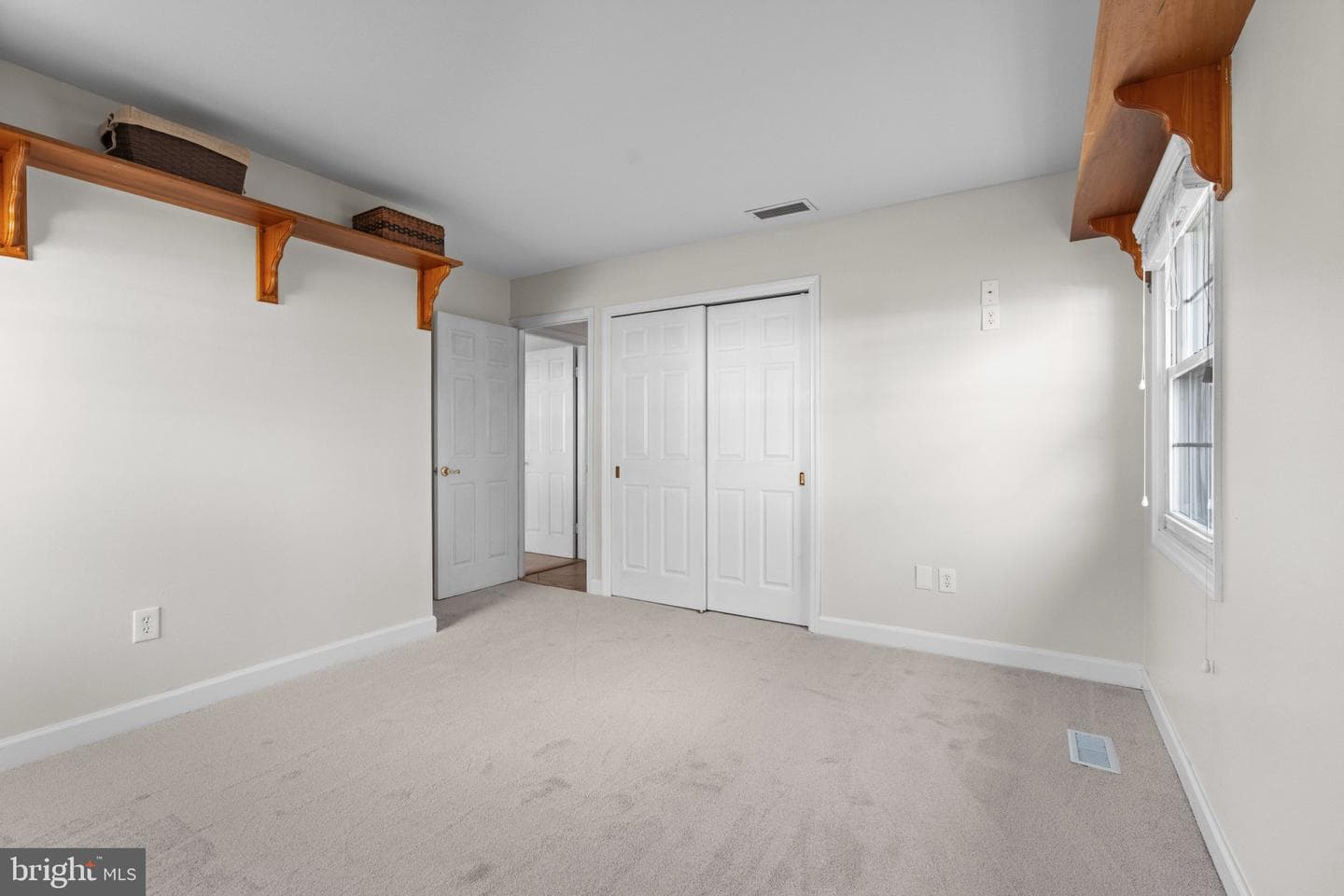 603 Falconbridge Drive photo 18