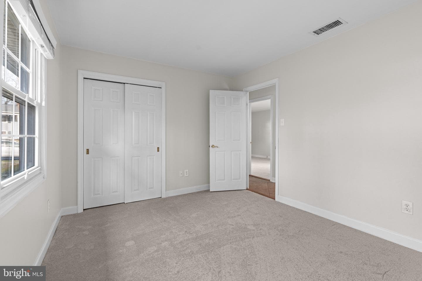 603 Falconbridge Drive photo 20