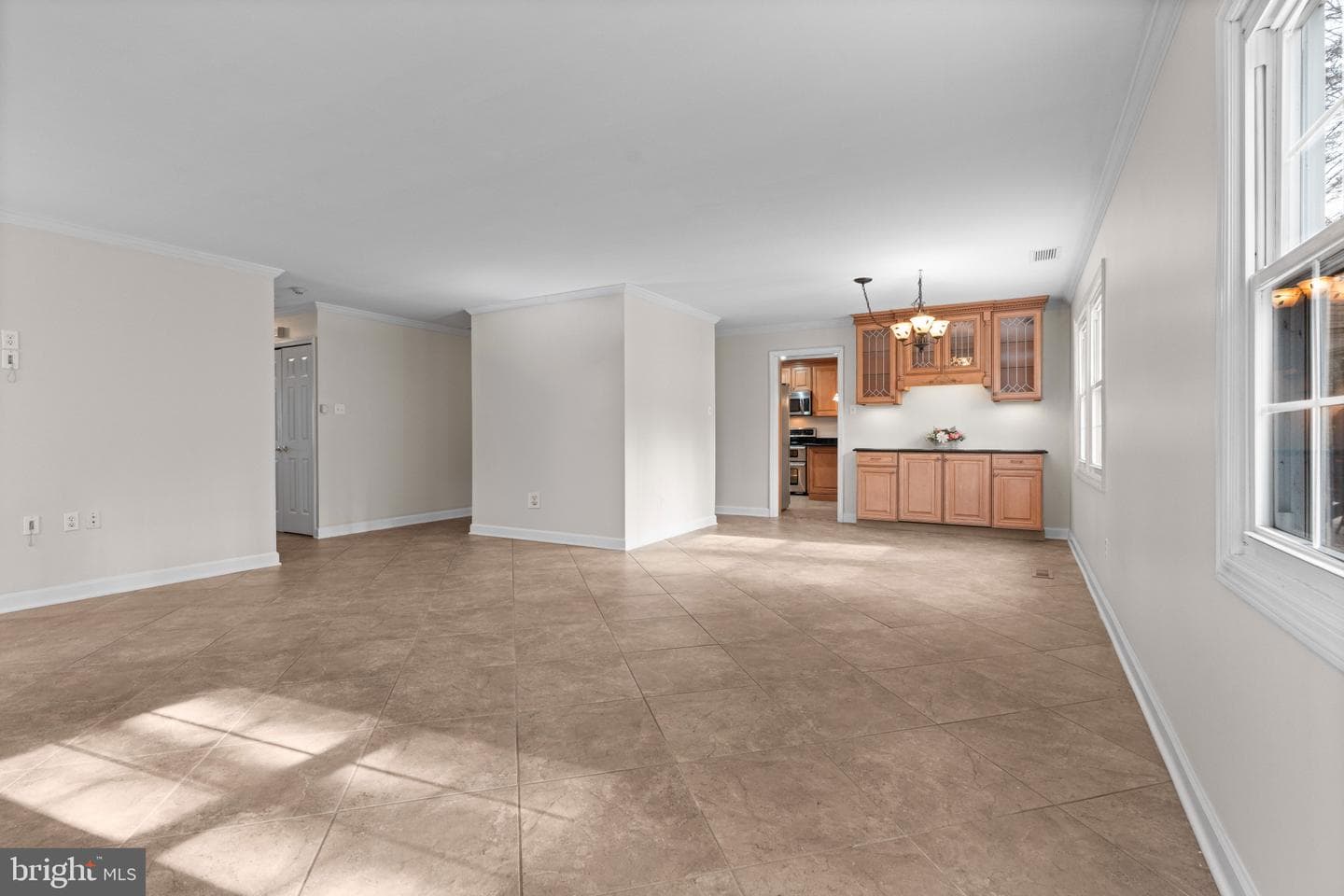 603 Falconbridge Drive photo 7