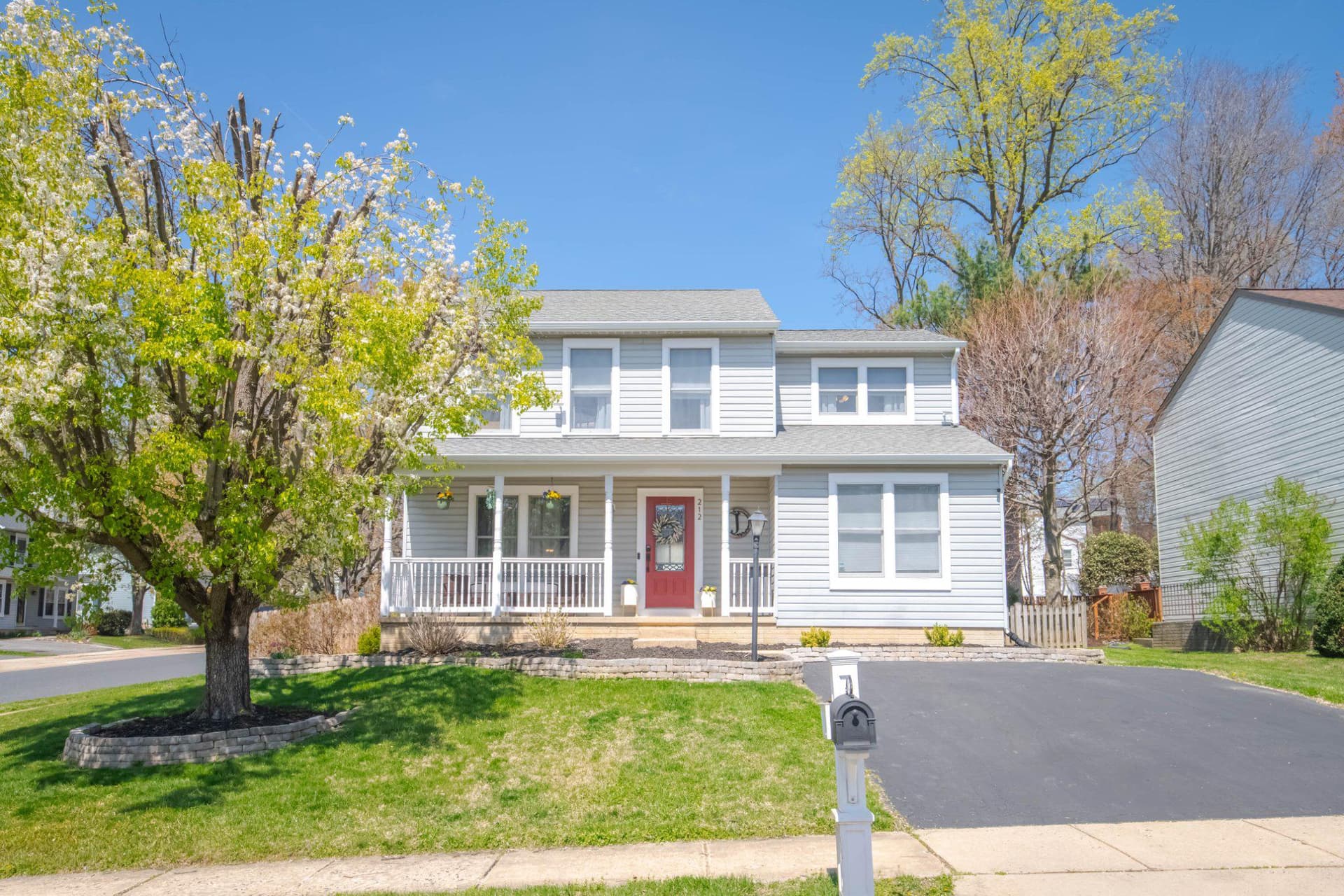 212 Haynes Court photo 9