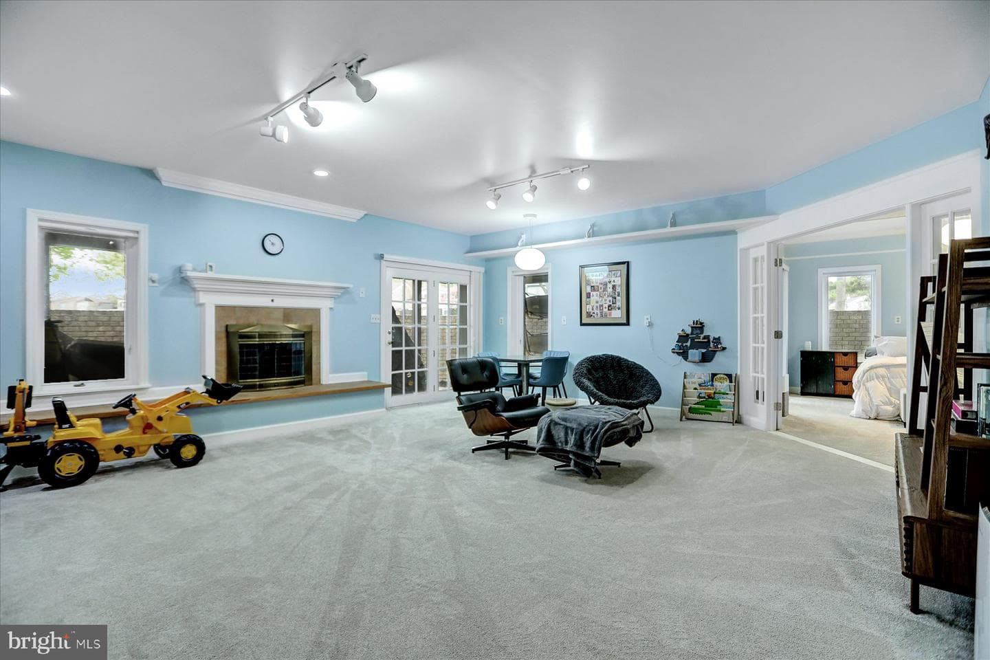 562 Anchor Drive photo 45