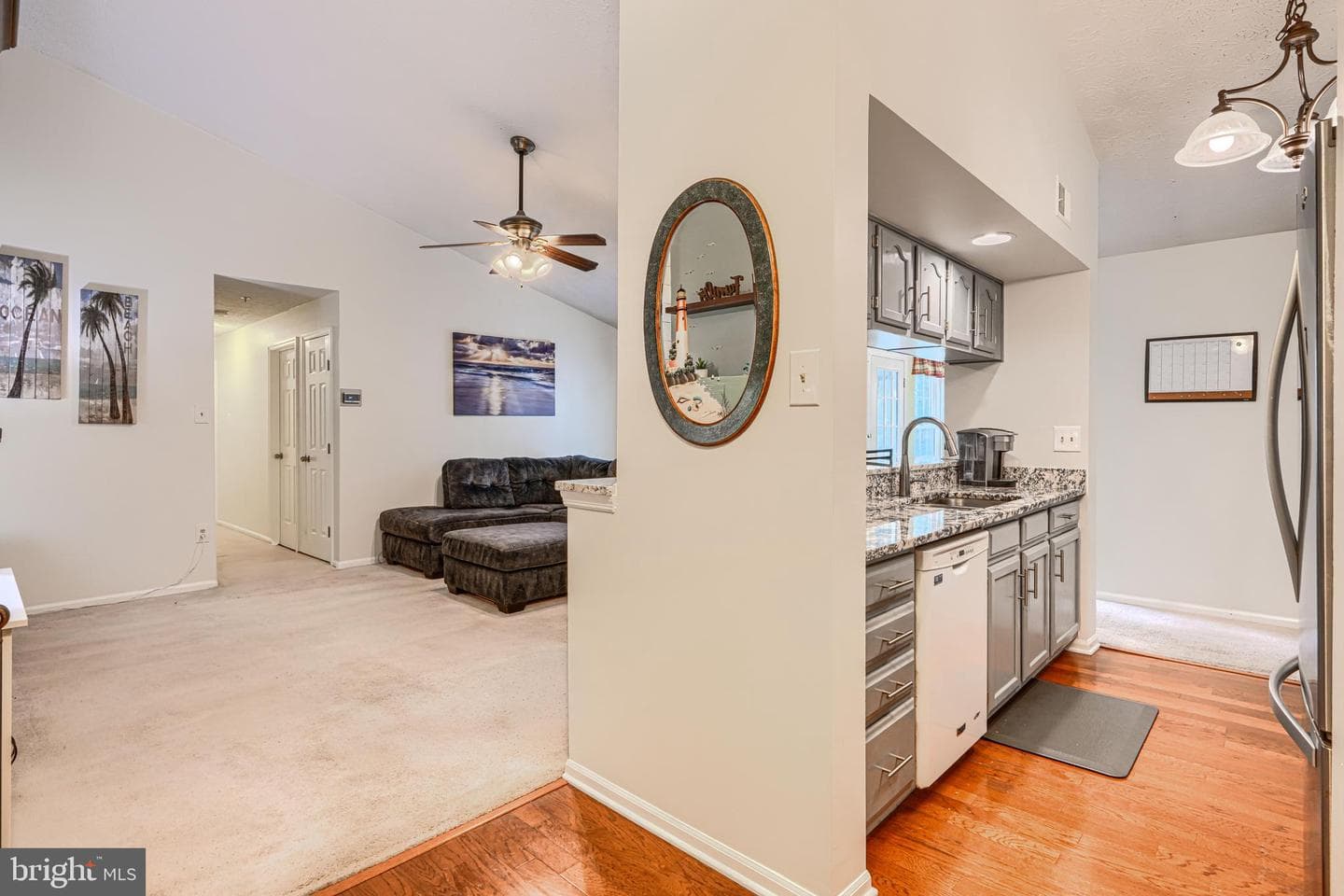 902 Jessicas Lane #902-K photo 3