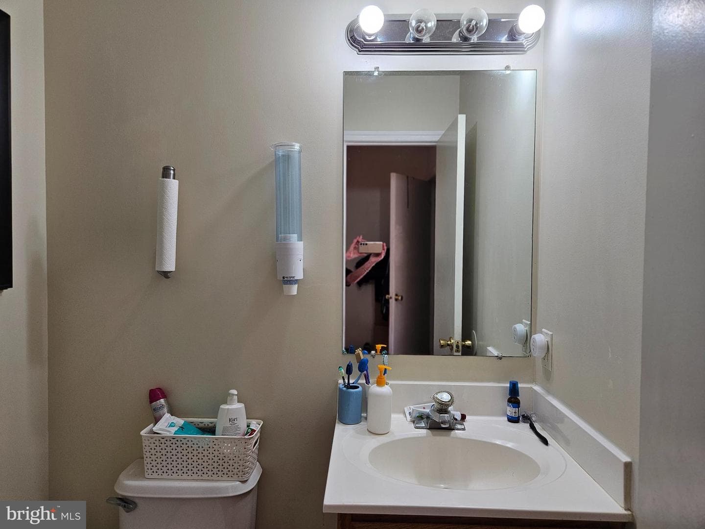 380 Center Deen Avenue photo 11