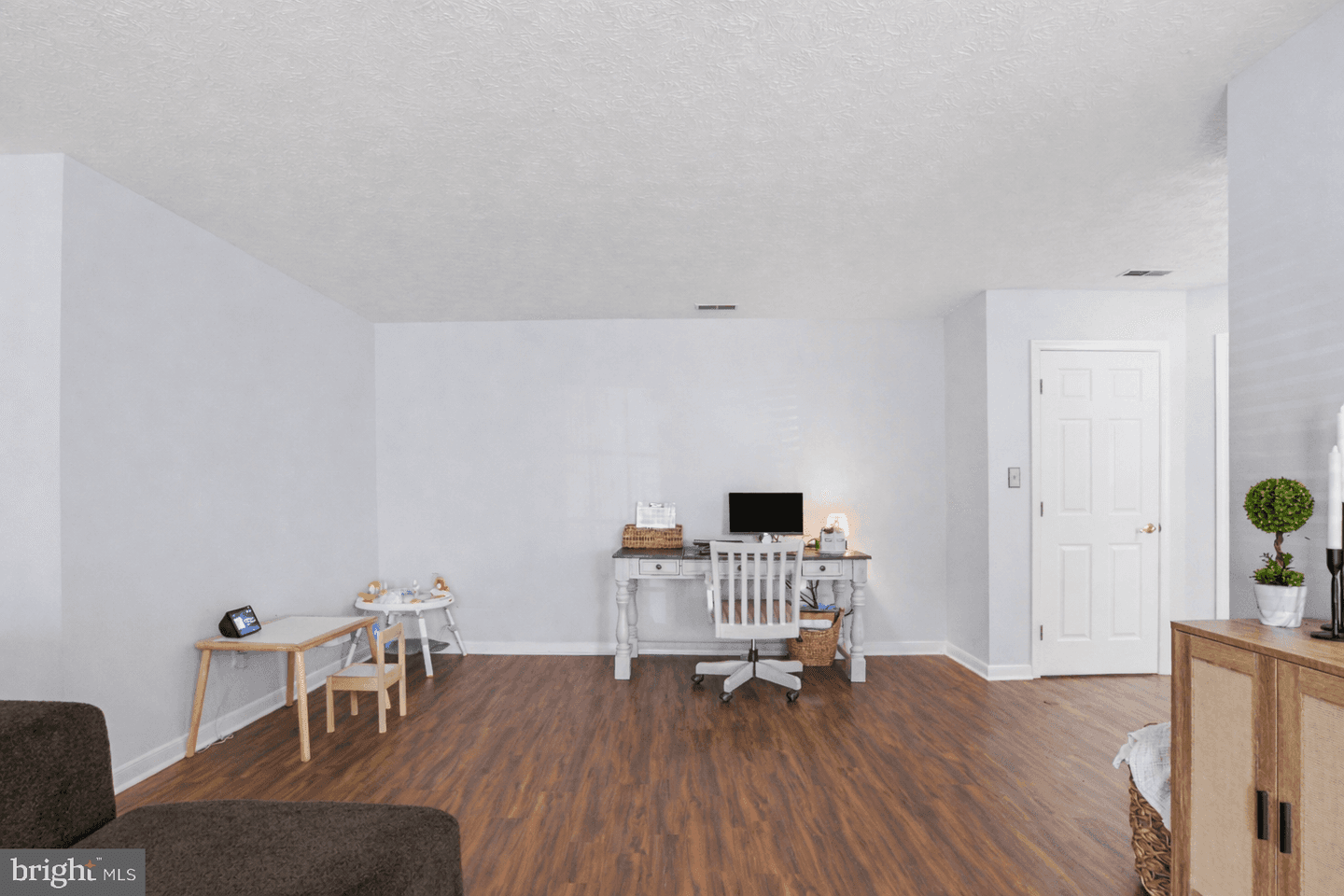 1717 Landmark Drive #1j photo 4