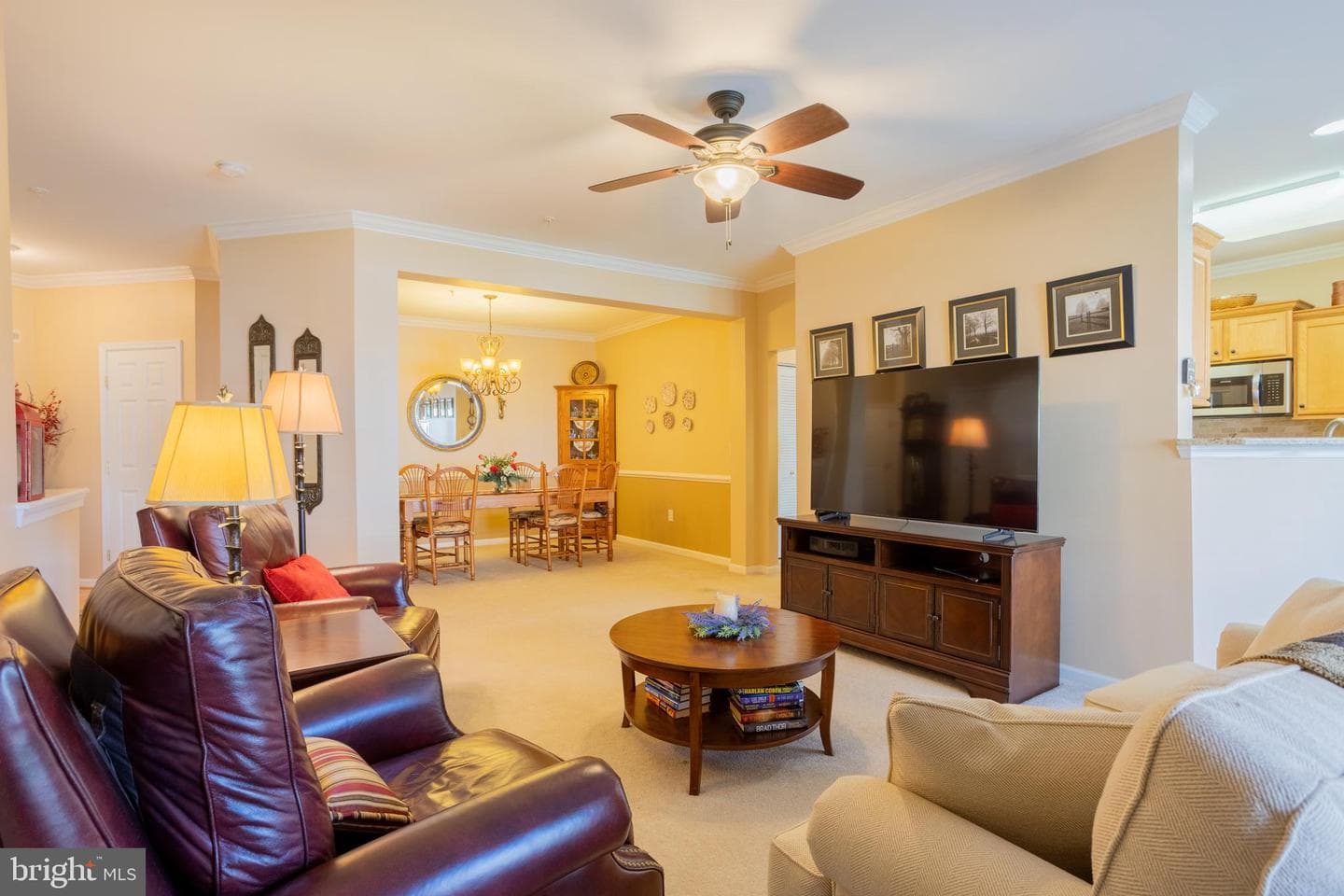 205 Kings Crossing Cir Apt 1B photo 10