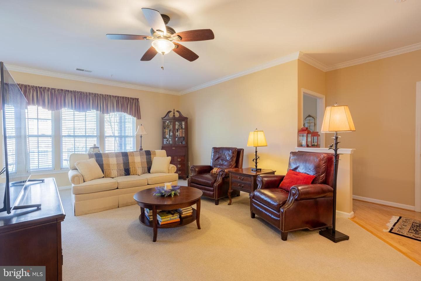 205 Kings Crossing Cir Apt 1B photo 13