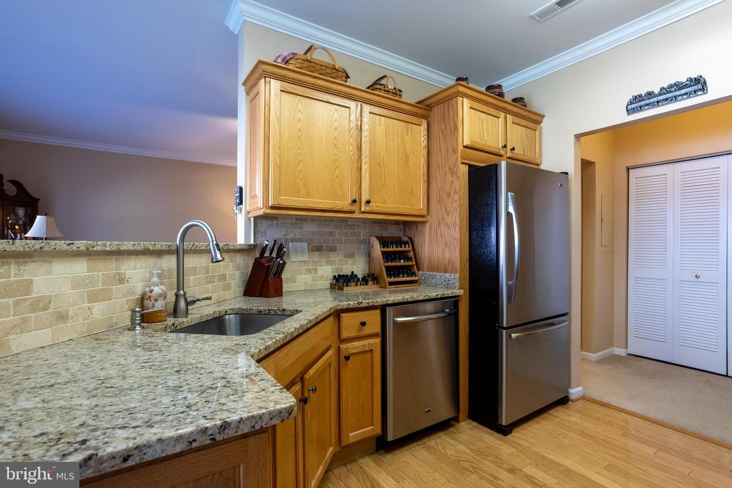 205 Kings Crossing Cir Apt 1B photo 16