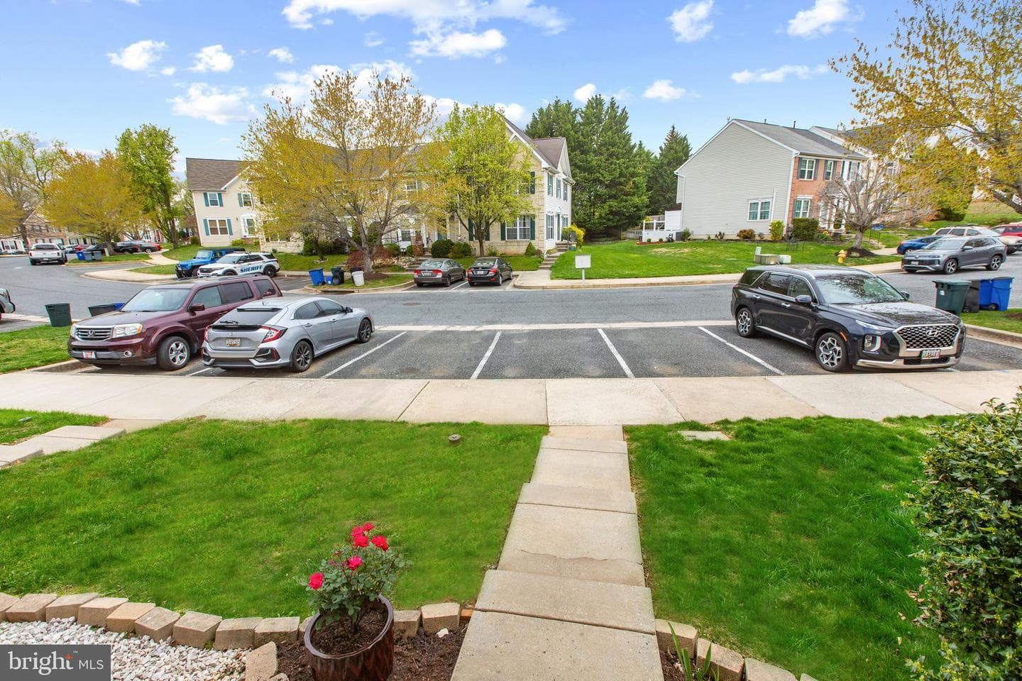 767 Shallow Ridge Court photo 2