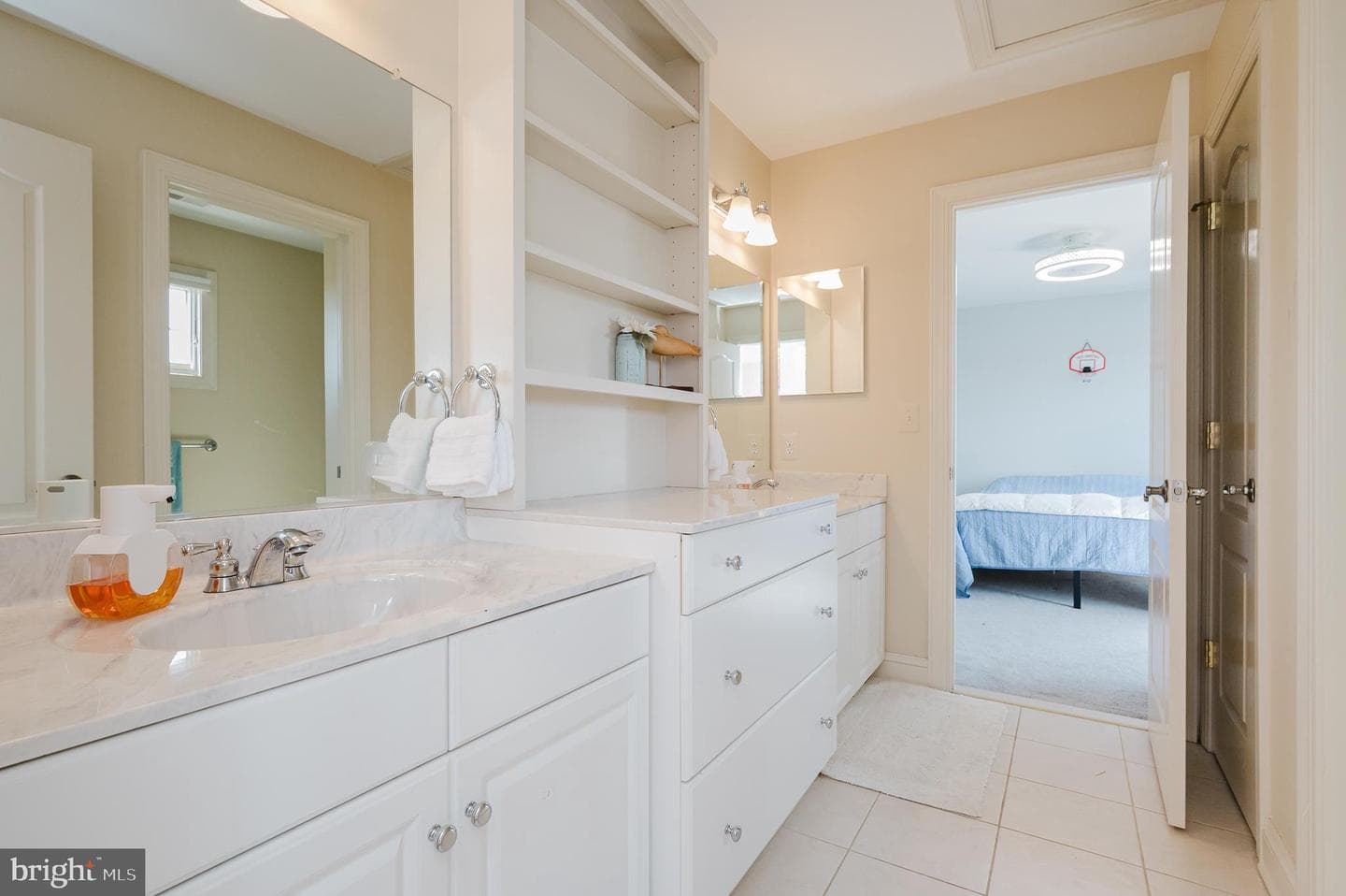 1216 Bluebird Court W photo 58