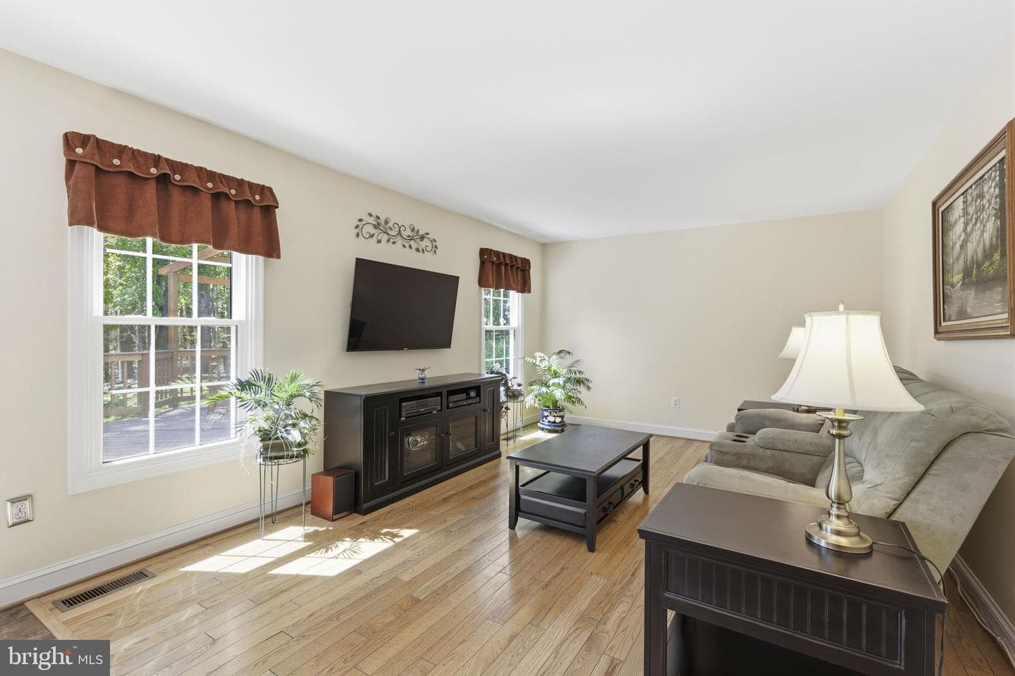 533 Inglewood Road photo 16