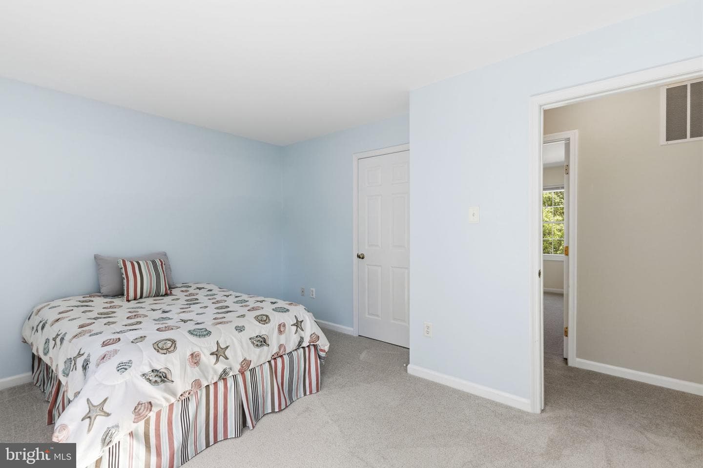 533 Inglewood Road photo 25