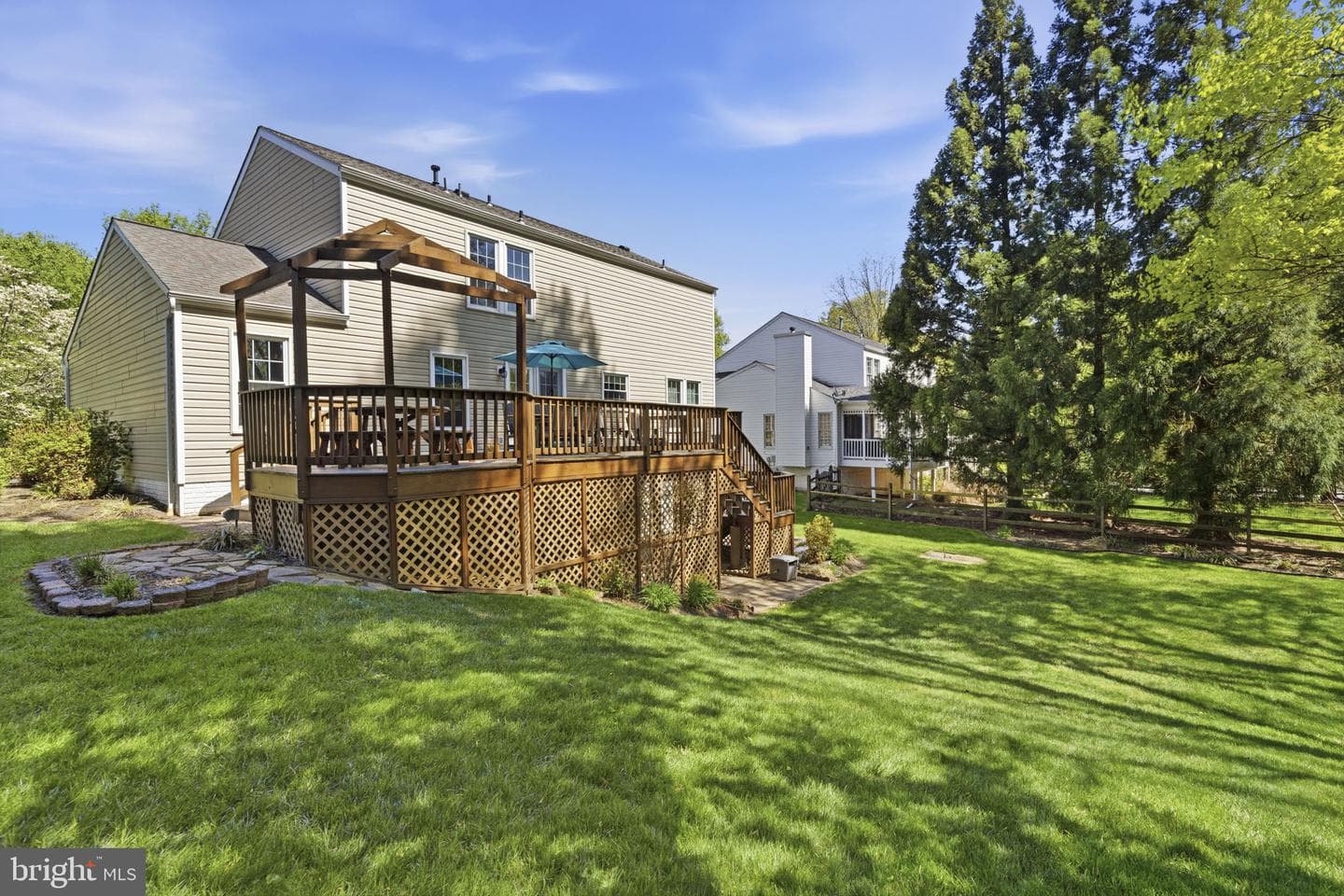 533 Inglewood Road photo 36