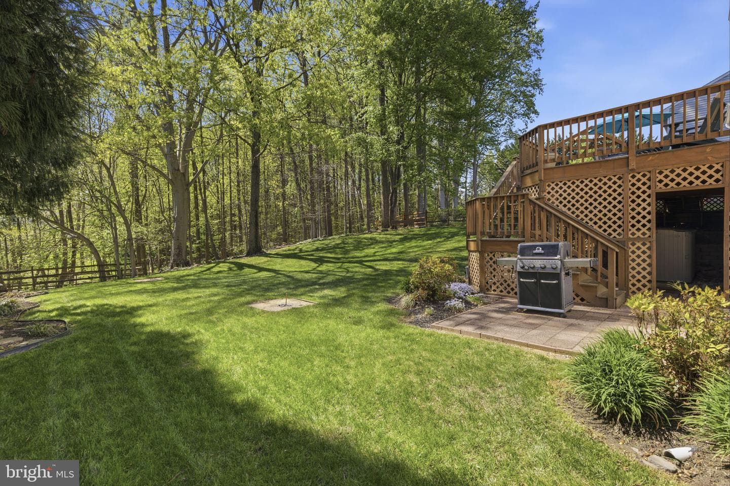533 Inglewood Road photo 39