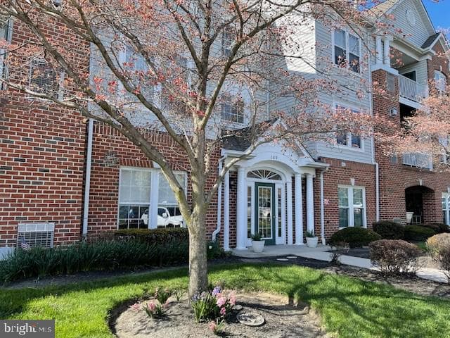 109 Sunshine Court #a