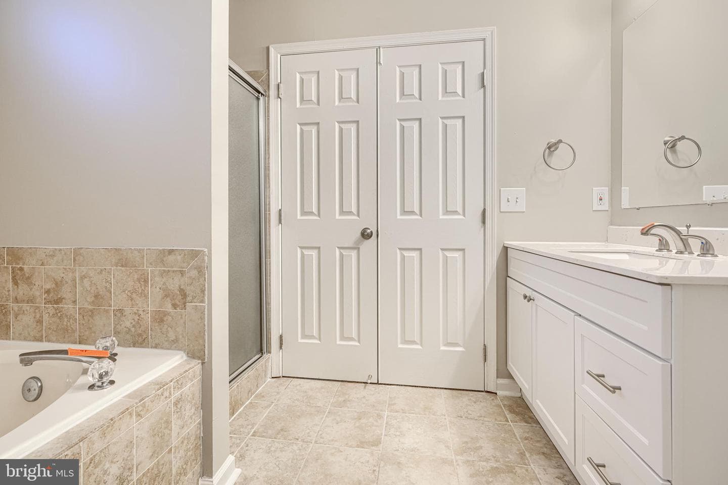 467 Manor Road photo 25