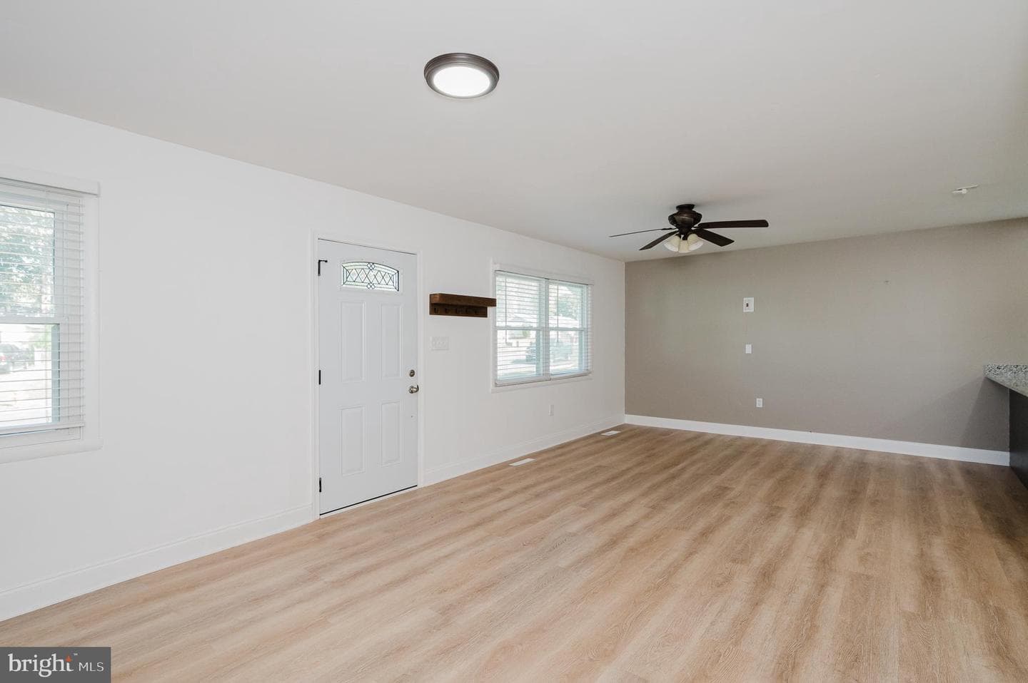 630 Sequoia Drive photo 6