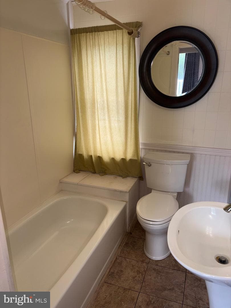 25 Baker Street photo 19