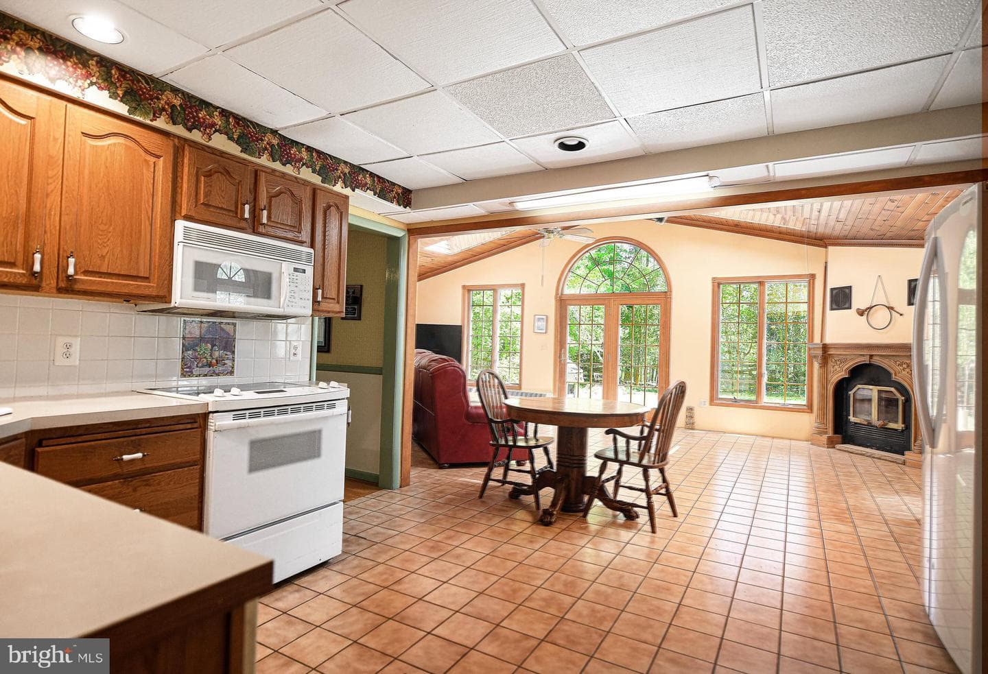 204 Woodland Drive photo 9
